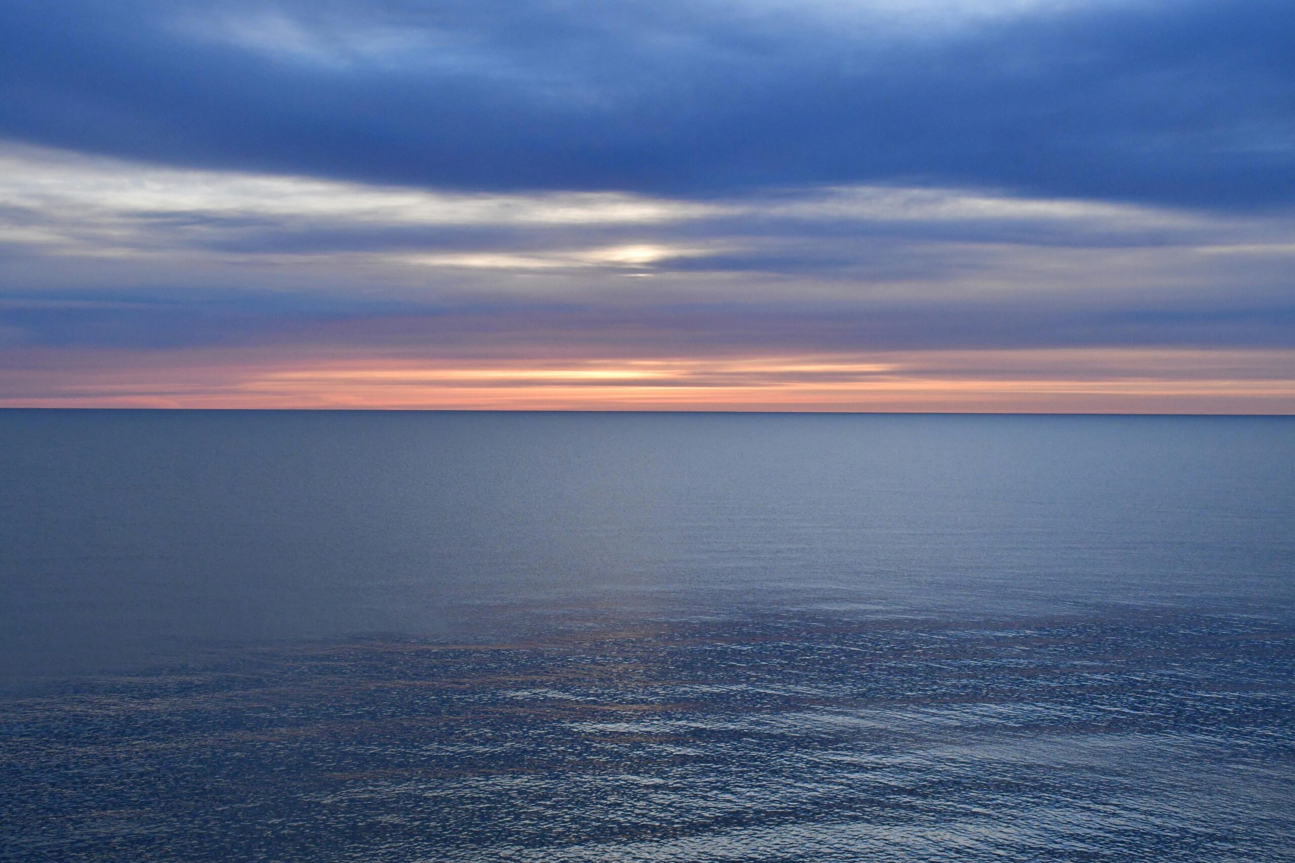 calm horizon